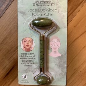 🎄🚨BOGO 50% Off Jade beauty facial roller